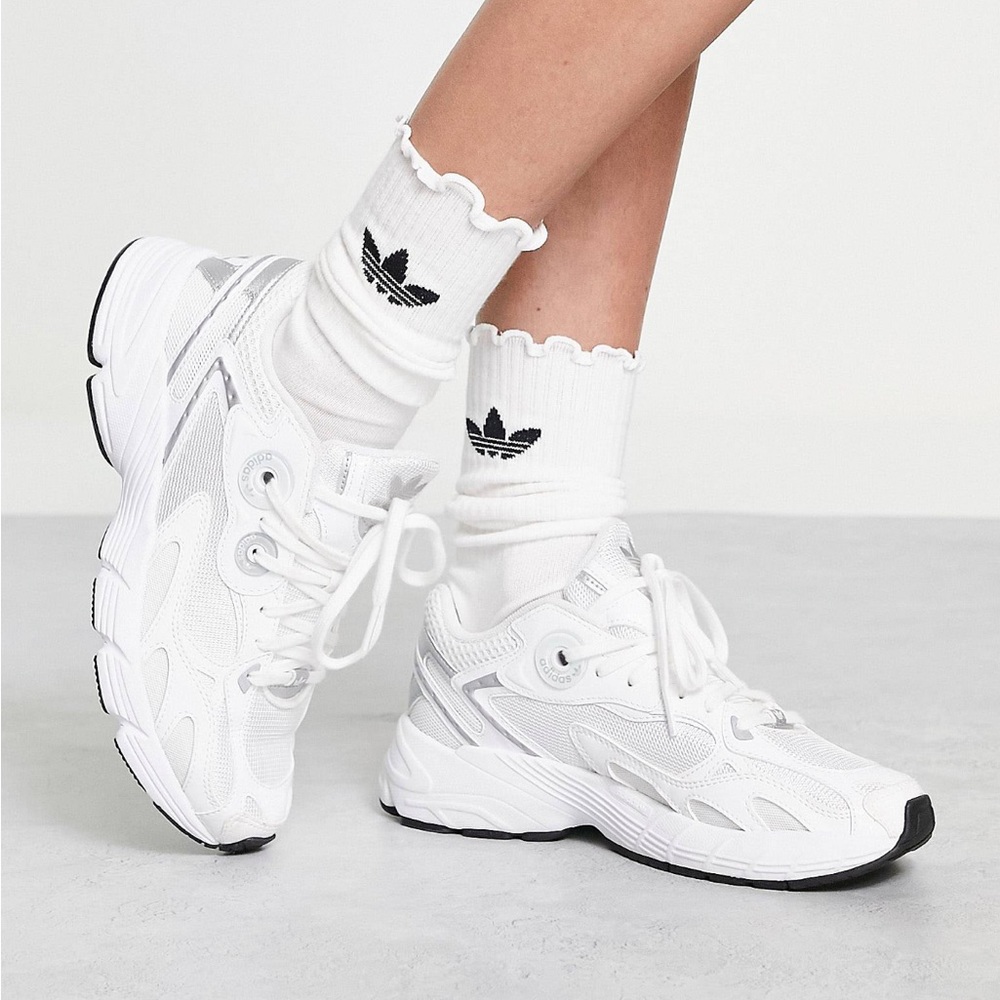 Adidas Original Astir Sneakers